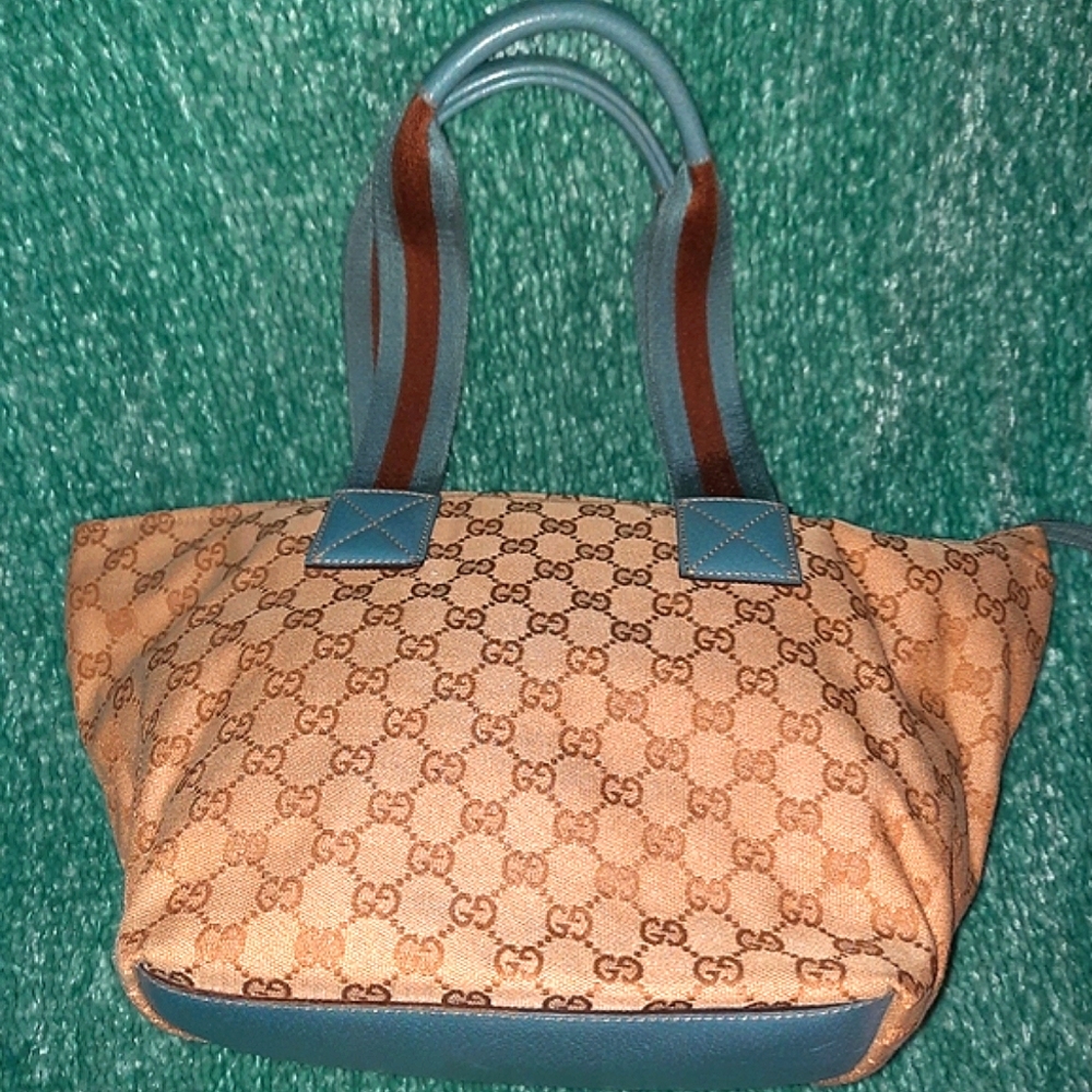 SOLD Gucci Tote Bag - Picture 3 of 14